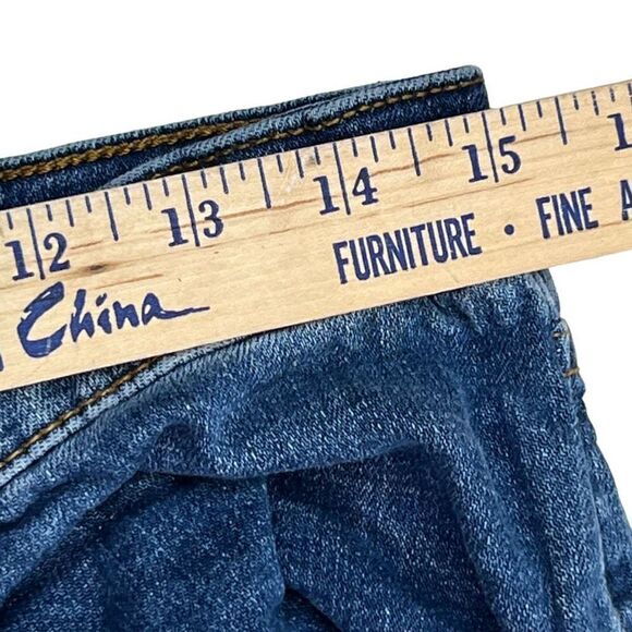 Ella Moss Women's High Waisted Straight Jeans Blue Denim Medium Wash Size 8/29 - Picture 4 of 9
